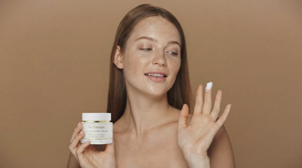 Hydrating face cream by Le Saman